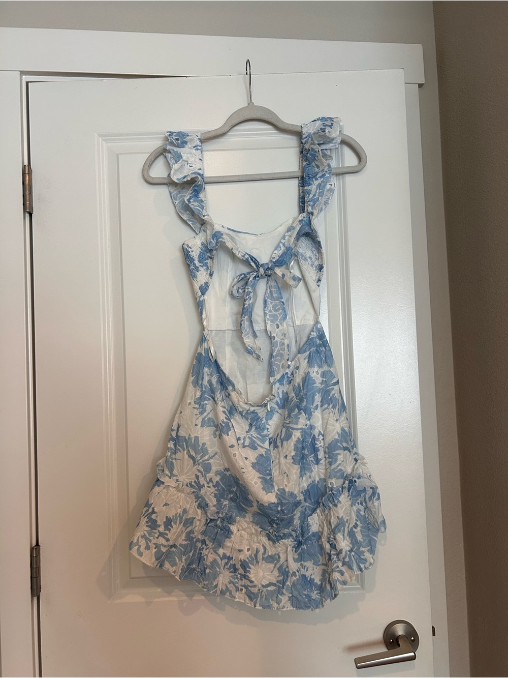 Anisha Mini Dress in Light Blue and White S - Picture 7 of 9